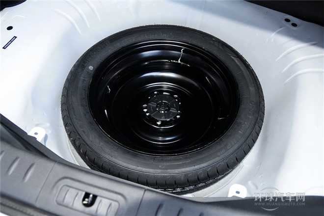 2014款 2.0L 手動舒適型