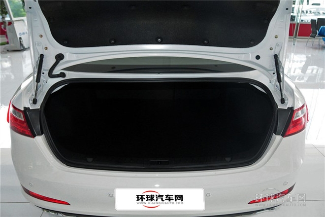 2014款 1.8T 自動運動尊享型