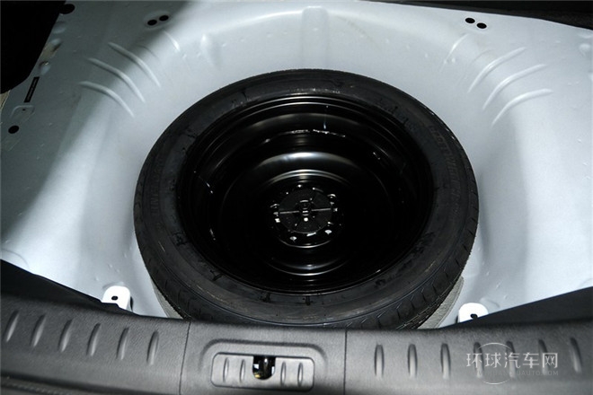 2014款 1.8T 自動運動尊貴型