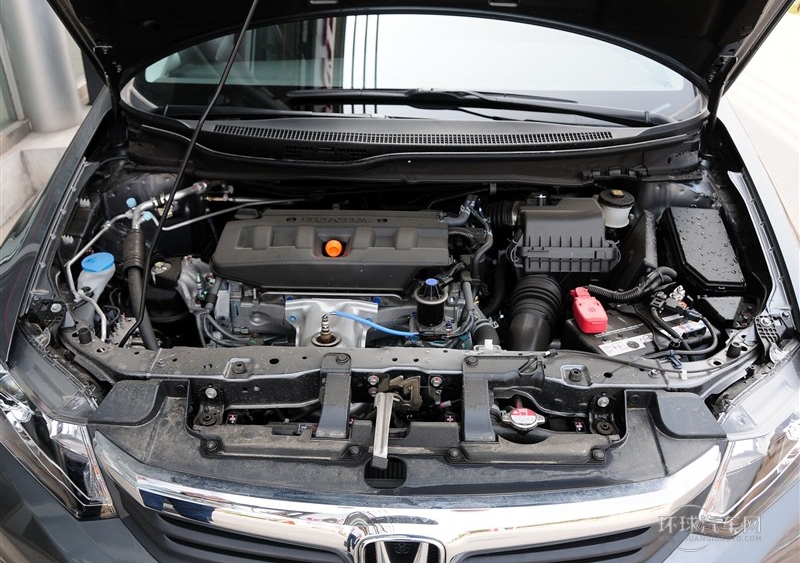 2013款 十周年紀念 1.8L 自動豪華版