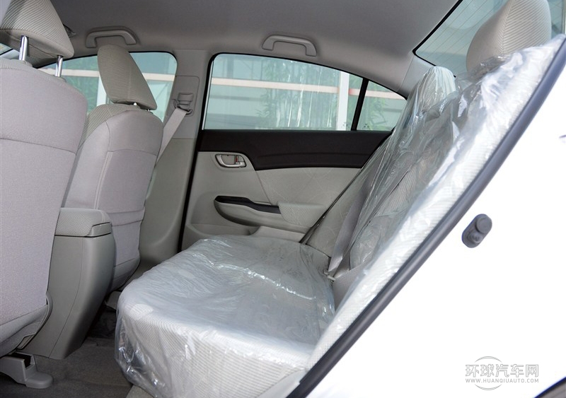 2013款 十周年紀念 1.8L 自動舒適版