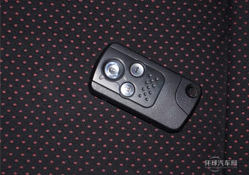 2013款 2.4L 尊貴版