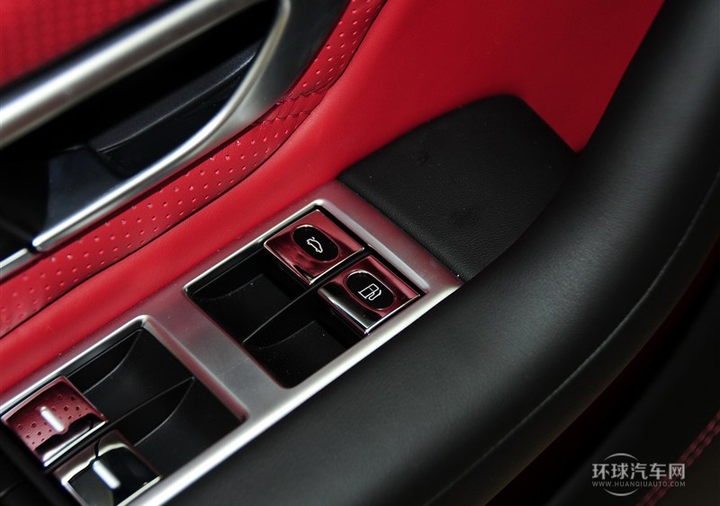 2014款 4.0T GT V8 S 尊貴版