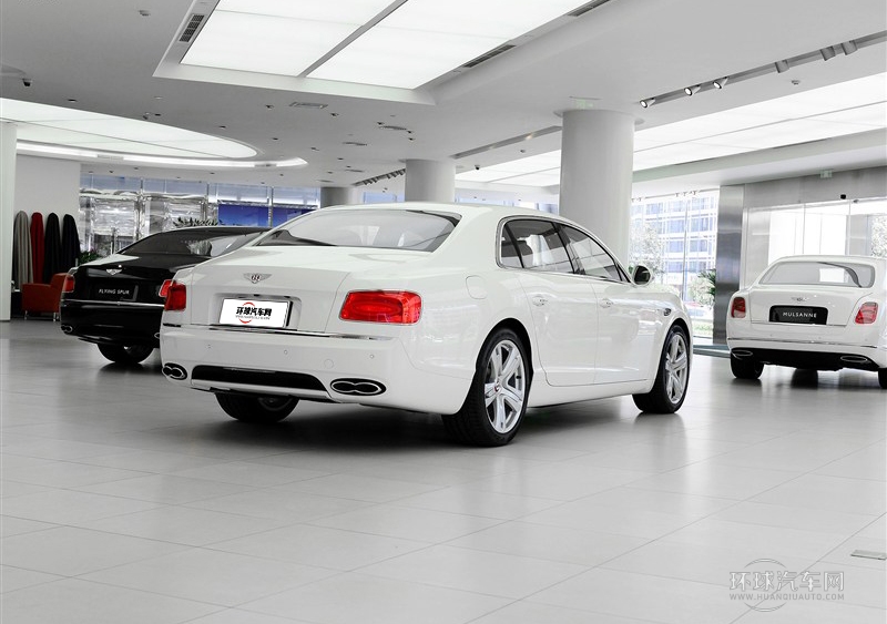 2014款 4.0T V8 標(biāo)準(zhǔn)版