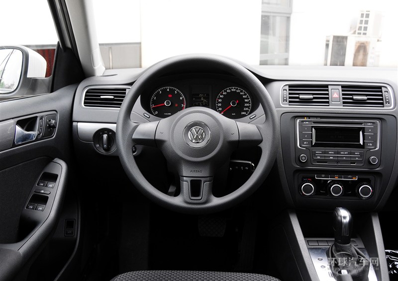 2014款 改款 1.6L 自動時尚型