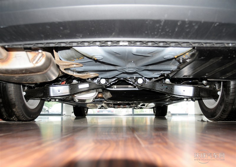 2014款 1.8TSI DSG尊榮導(dǎo)航版