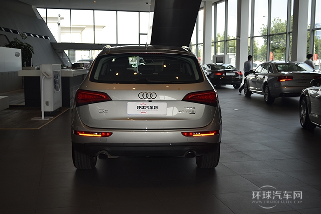 2013款 40 TFSI 豪華型