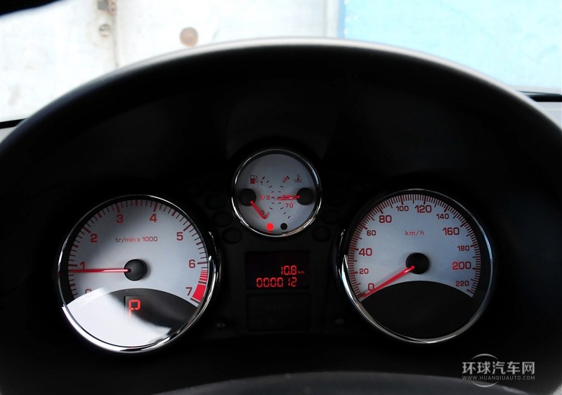 2011款 三廂 1.6L 自動(dòng)馭樂版