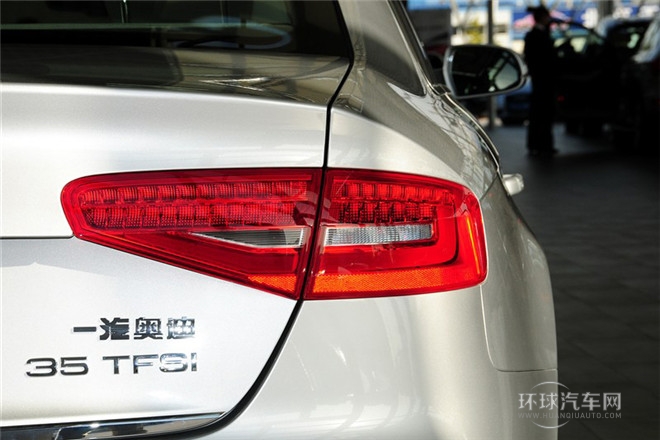 2013款 35 TFSI 自動(dòng)豪華型