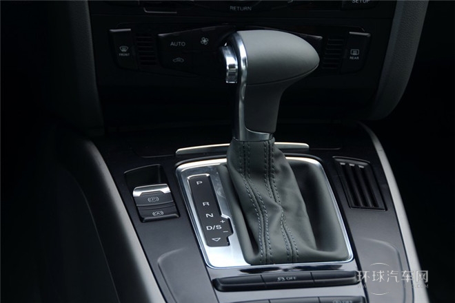 2013款 30 TFSI 自動(dòng)舒適型