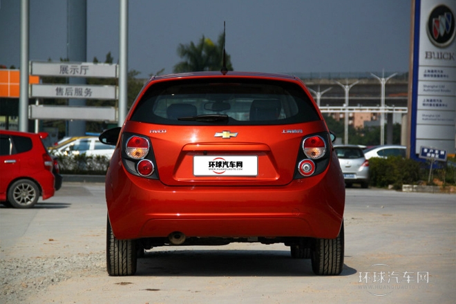 2013款 兩廂 1.6L AT SX 風(fēng)尚影音版