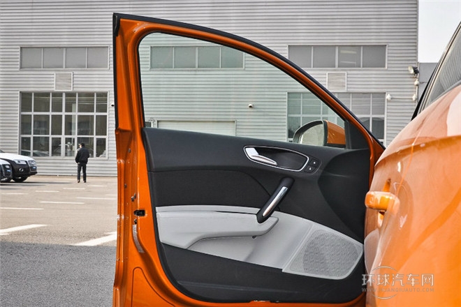 2014款 30 TFSI 豪華型