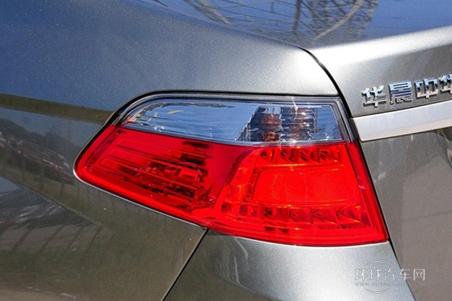 2013款 1.5L 自動舒適型