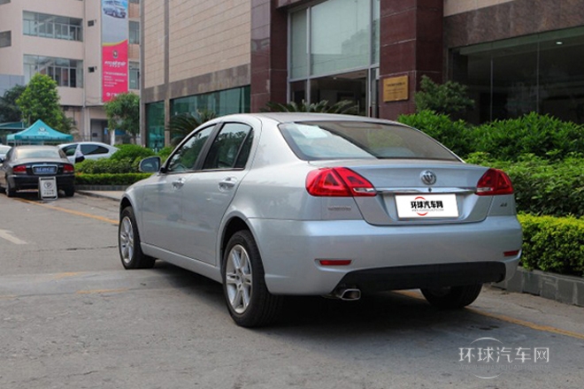 2011款 1.8L 手動舒適型