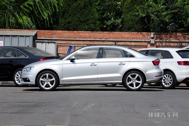 2014款 Limousine 35 TFSI 舒適型
