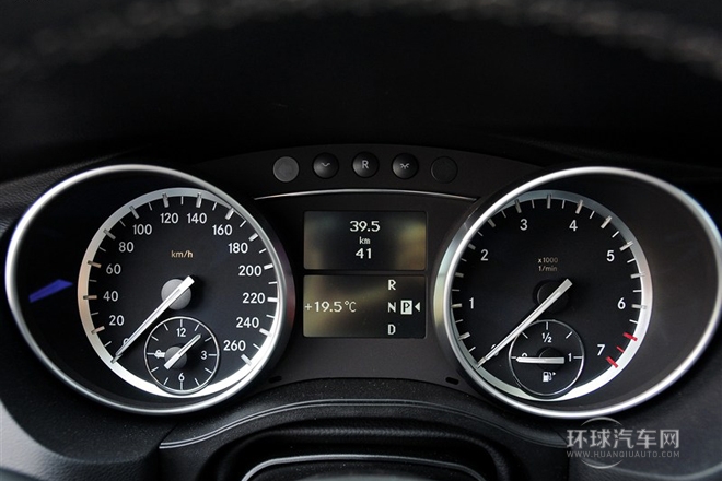 2014款R320 4MATIC商務版