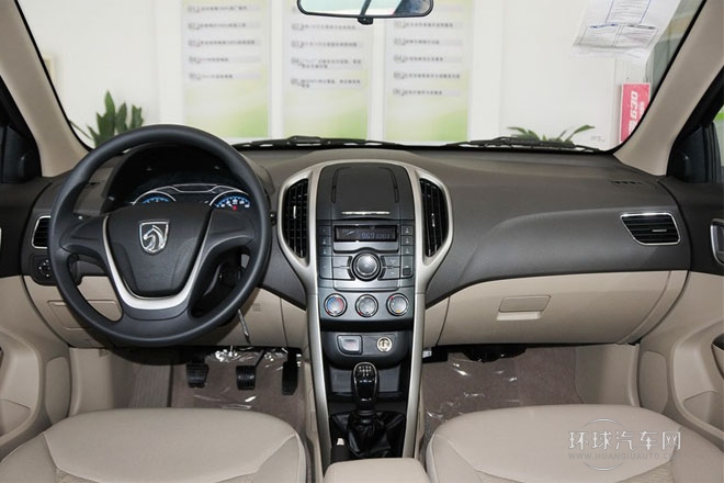 2014款1.5L手動   標準型