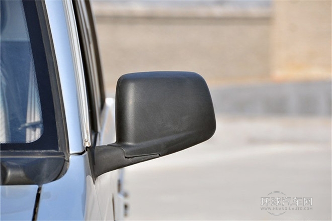 2011款 1.3L基本型無護欄