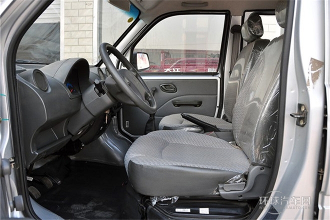 2011款 1.0L基本型無護欄