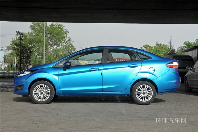 2013款 三廂 1.5L 自動(dòng)時(shí)尚型