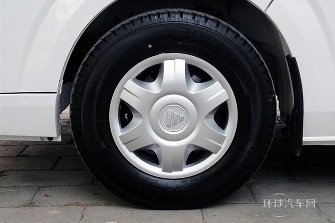 2014款 2.8T商務版高頂4JB1T