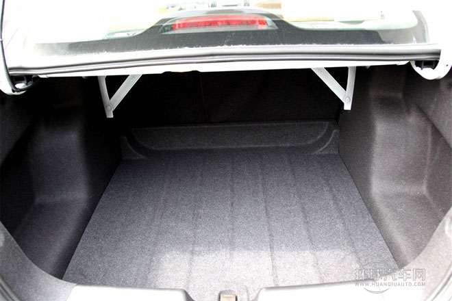 2013款1.8L自動   精英型