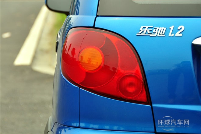 2012款 改款 1.2L 手動運動版優(yōu)越型