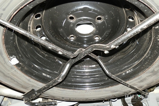 2014款 1.3L 手動7座超值版