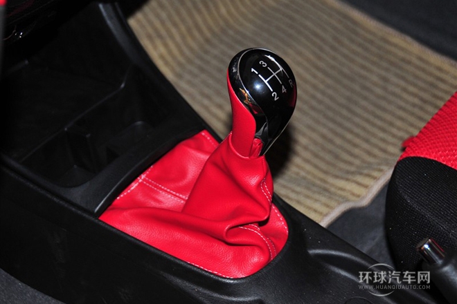 2010款 Cross 1.5L 手動標準型