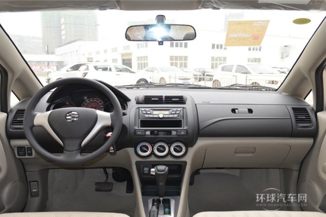 2014款 1.3L 自動(dòng)舒適型