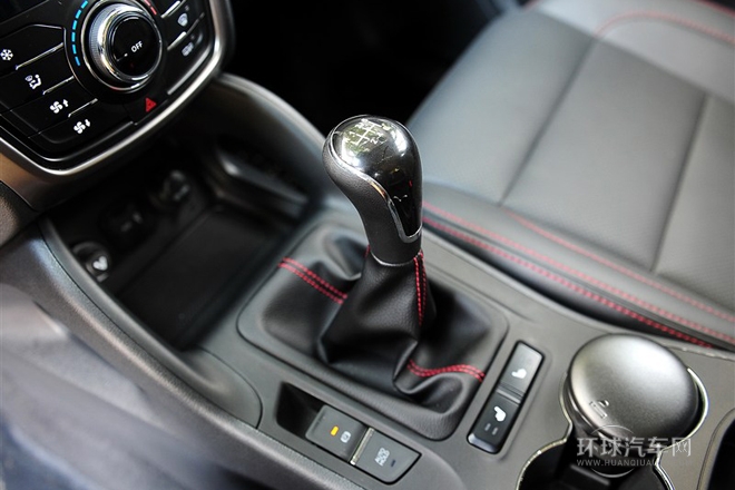 2014款 2.0L 手動(dòng)舒適型