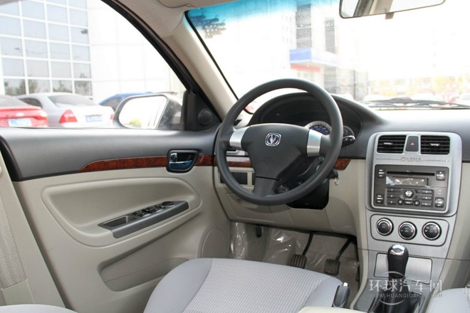 2012款 三廂 1.6L 手動舒適型