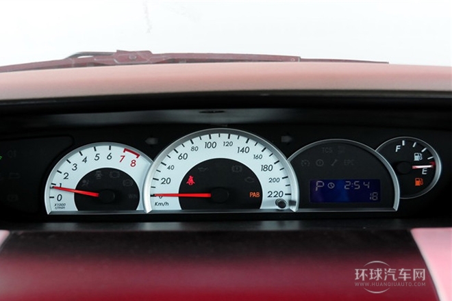 2012款 2.0L 自動豪華型