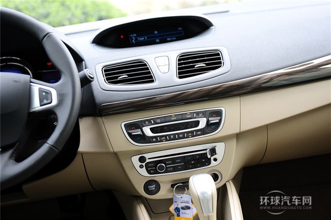 2013款 2.0L 豪華版