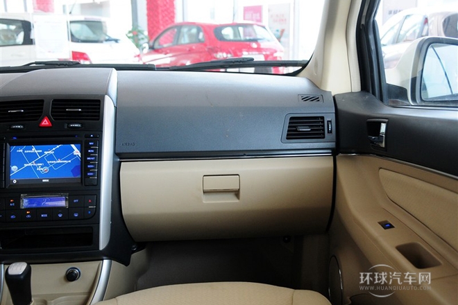 2013款 三廂 1.5L 手動(dòng)樂尚版