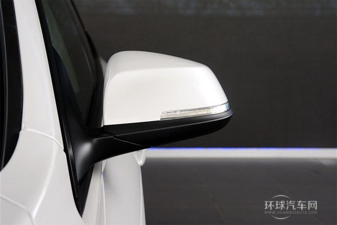 2013款 320i 風尚設計套裝