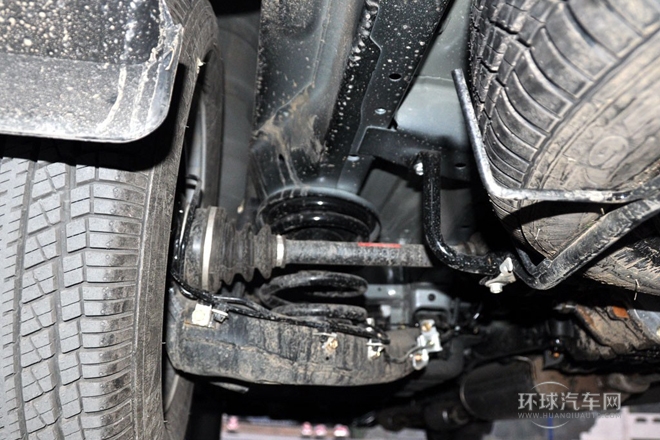 2010款 2.0L睿翔 豪華型(短軸)