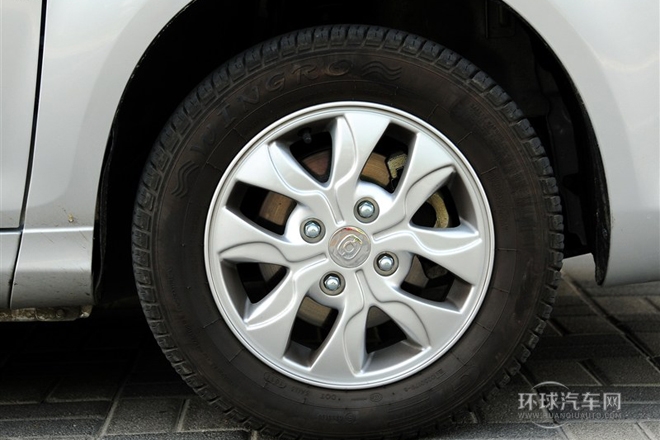 2012款 1.0L 豪華型