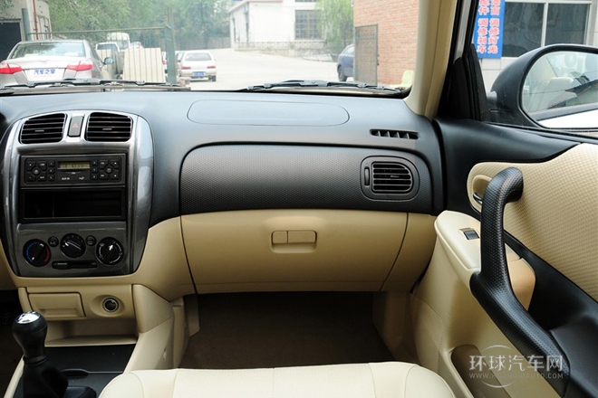 2012款 1.5L 手動精英型