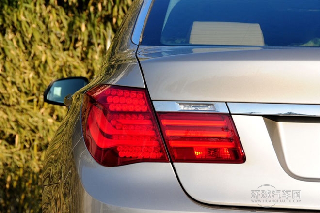 2013款 730Li 領先型