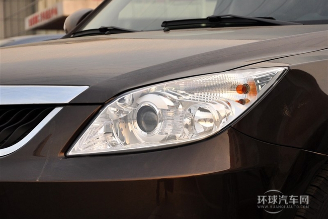 2013款 2.0L 自動智能領航型