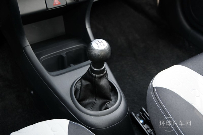 2013款 1.0L 手動舒適型