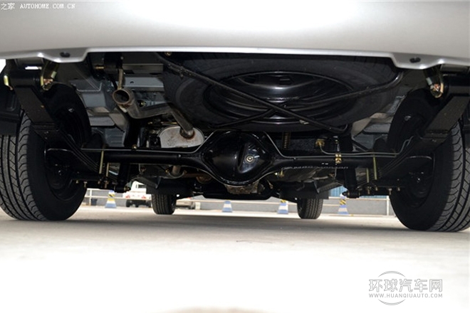 2011款 1.0L豪華型LF466Q