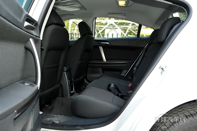 2013款 掀背 1.8T 手動(dòng)GT超值版