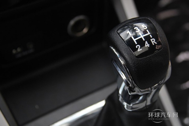 2014款 1.8L 自動(dòng)尊逸型