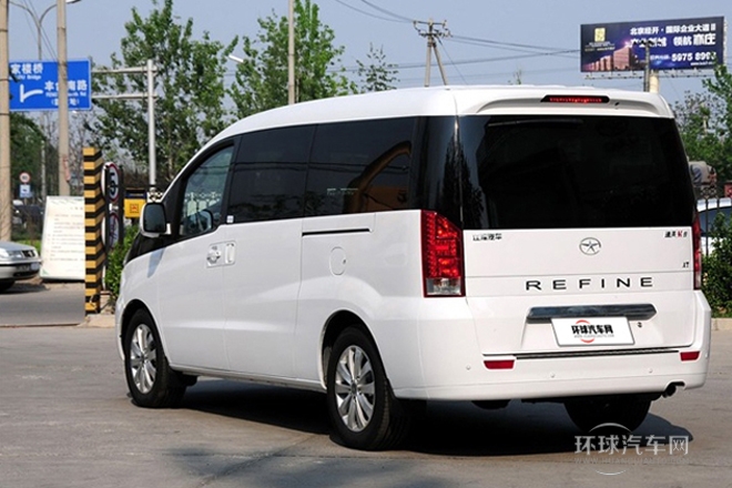 2013款 2.0T 汽油自動公務版