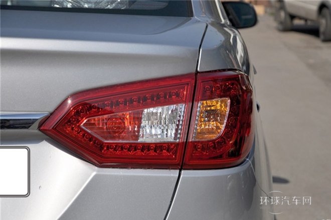 2014款 1.6L 手動感恩版CNG