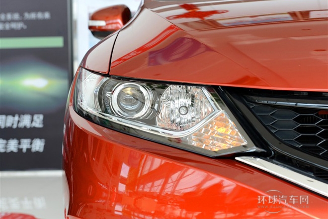 2014款 1.8L 自動舒適精英版 5座