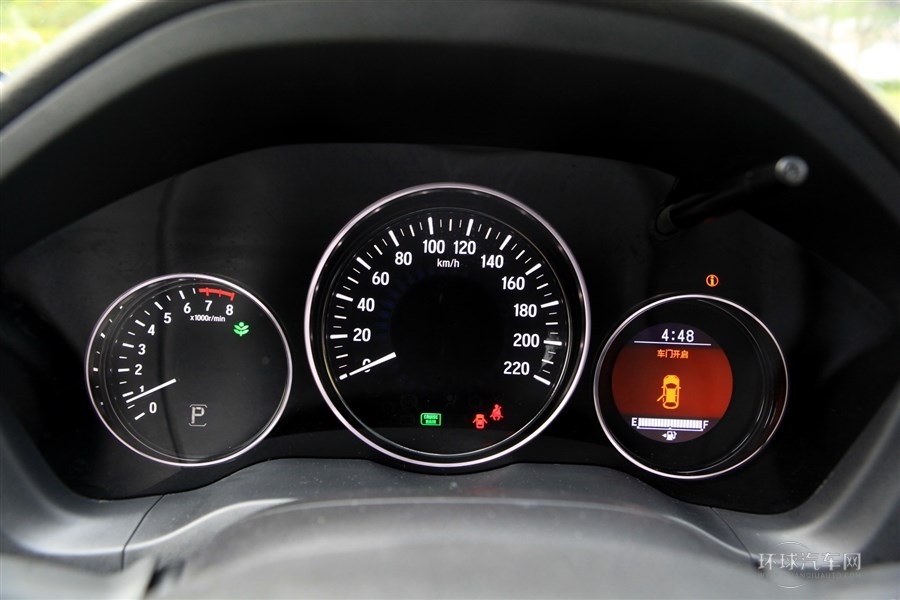 2015款 1.8L 手動兩驅精英型