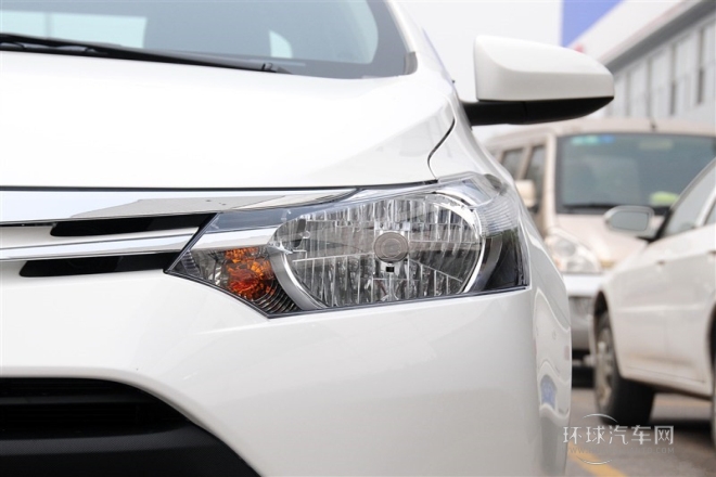 2015款 1.5L 自動智享星光版